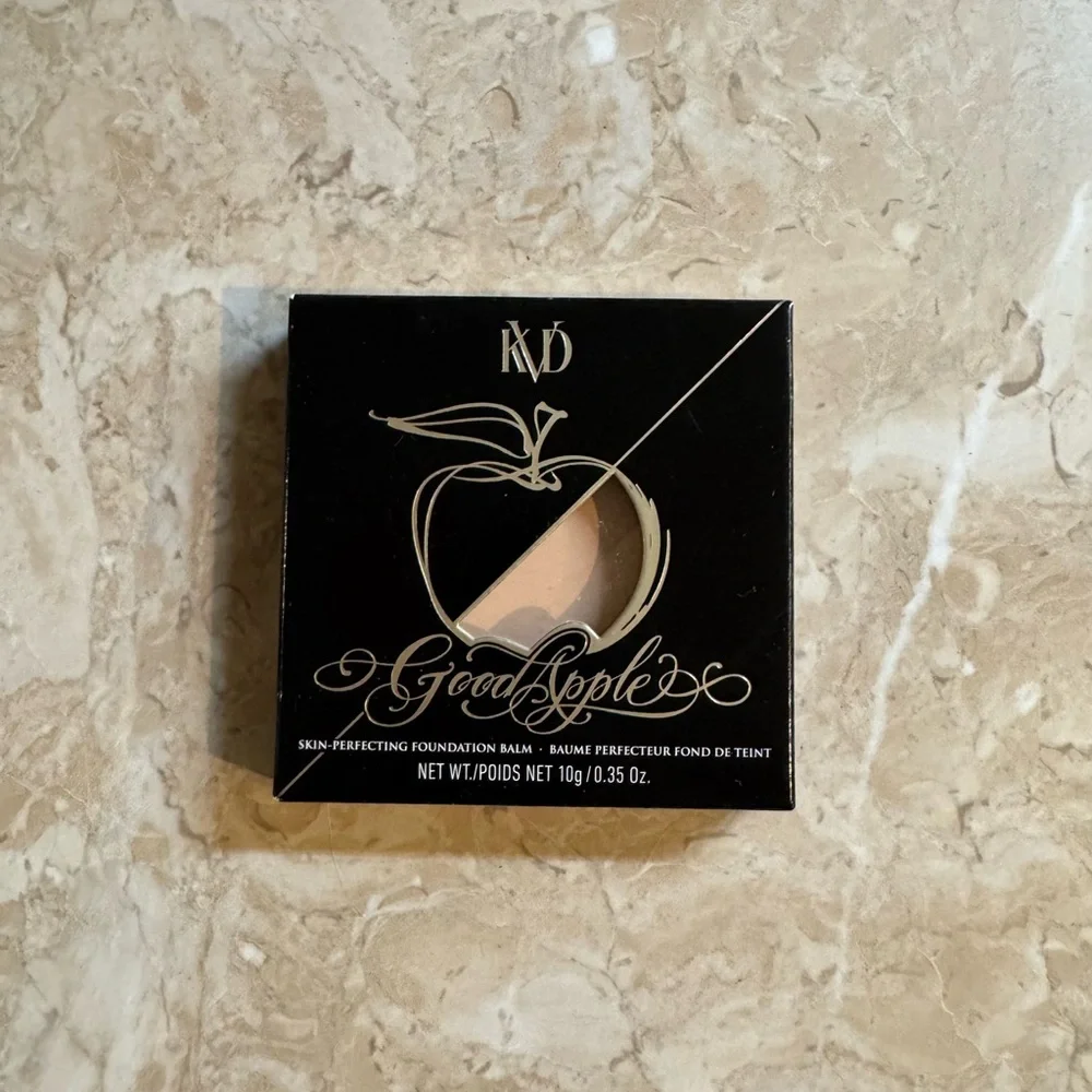 KVD Kat Von D Good Apple Lightweight Full-Coverage Cream Foundation Light 006